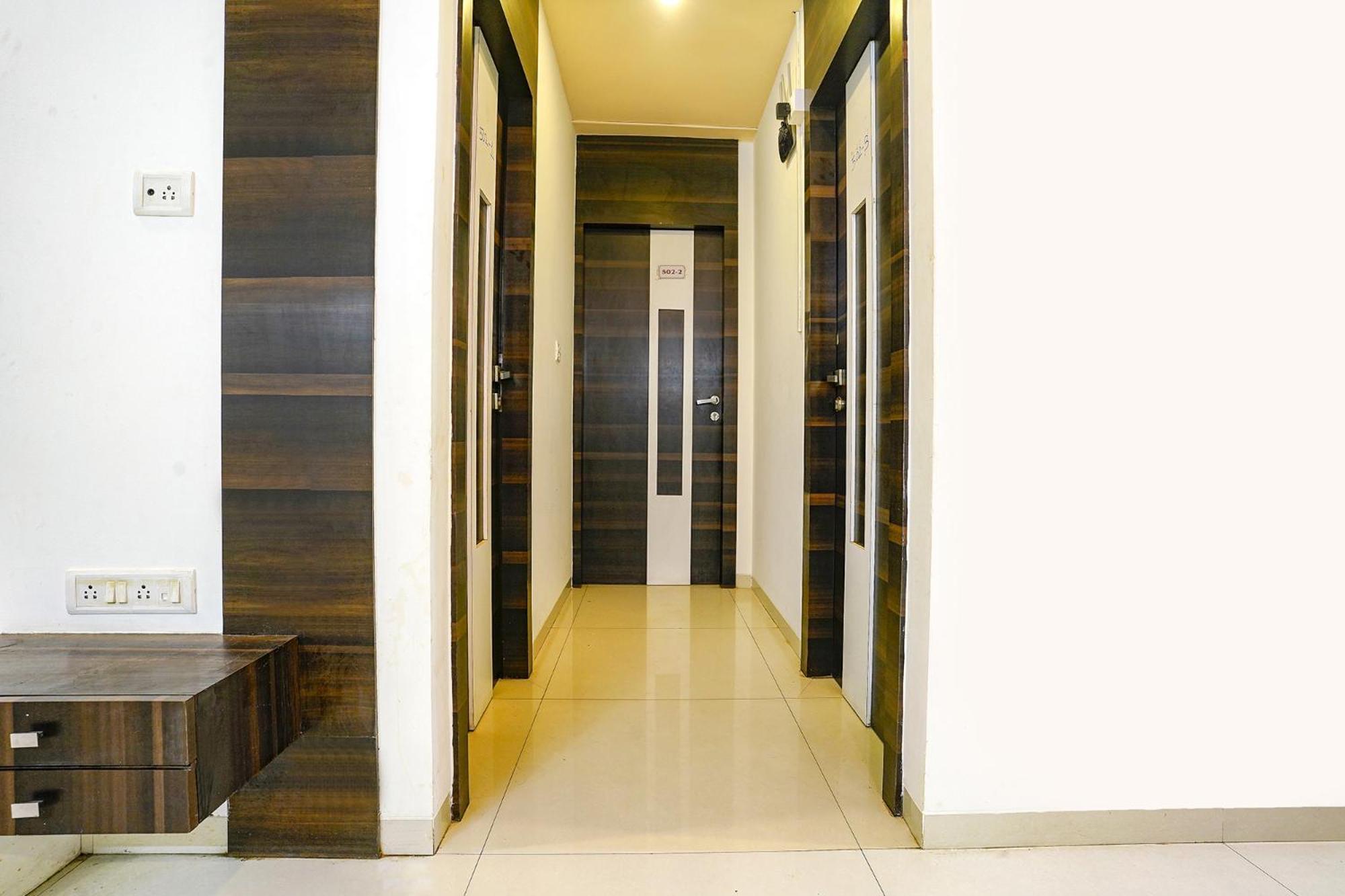 Fabhotel Shree Balaji Apartment Mira-Bhayandar Eksteriør bilde