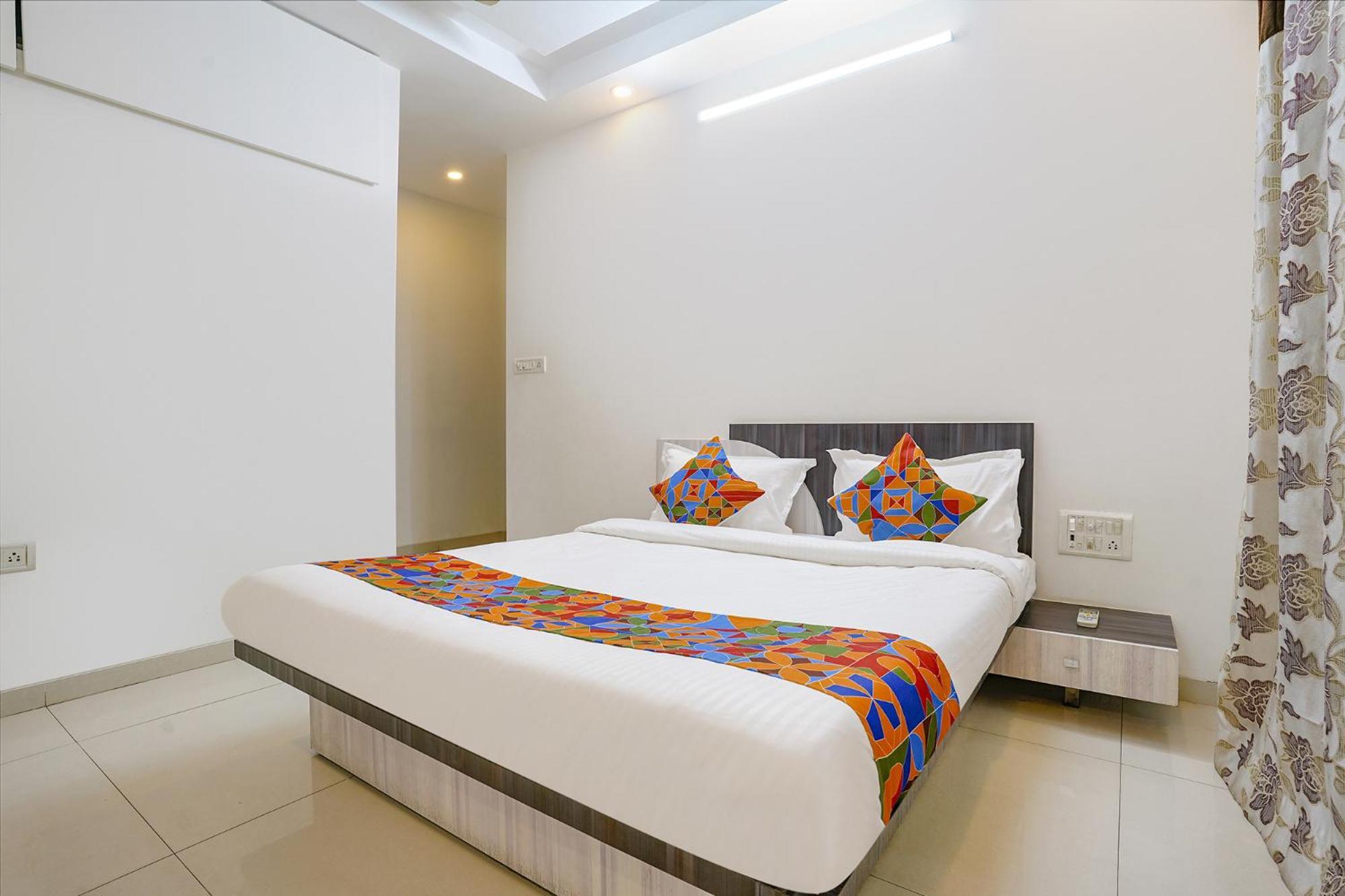 Fabhotel Shree Balaji Apartment Mira-Bhayandar Eksteriør bilde