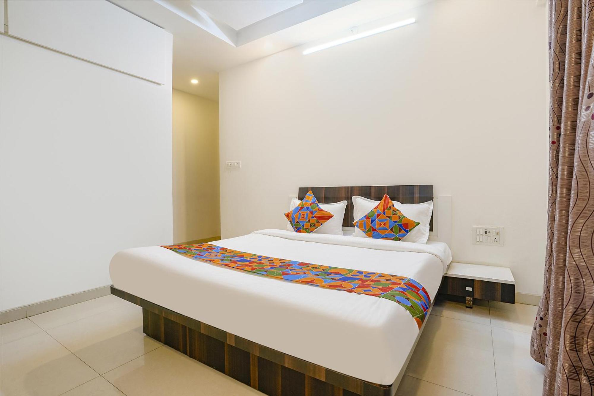 Fabhotel Shree Balaji Apartment Mira-Bhayandar Eksteriør bilde