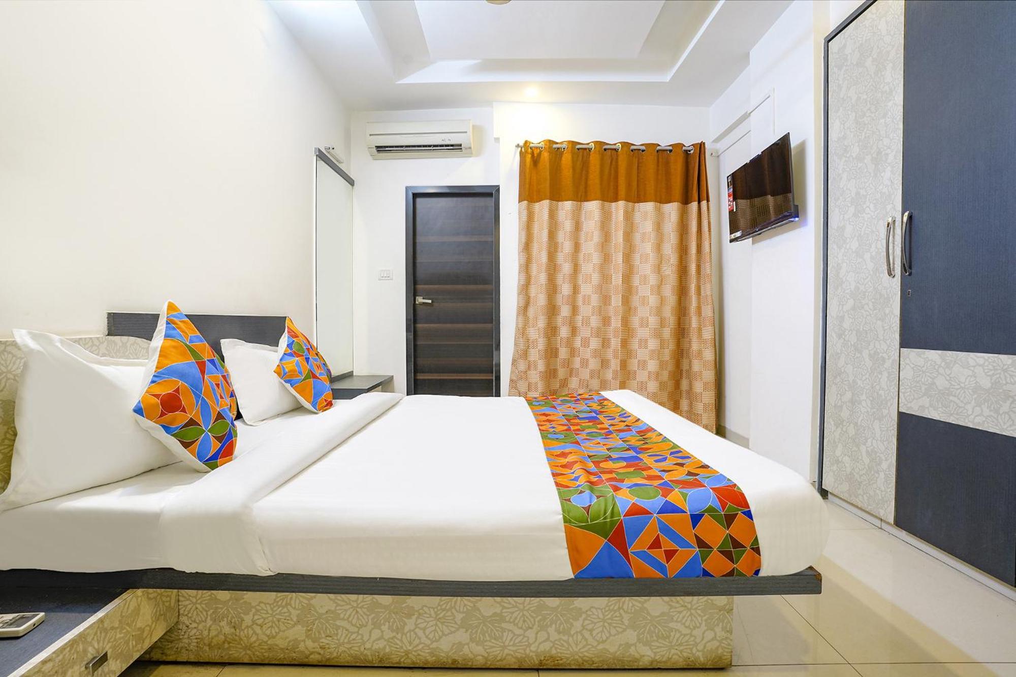 Fabhotel Shree Balaji Apartment Mira-Bhayandar Eksteriør bilde